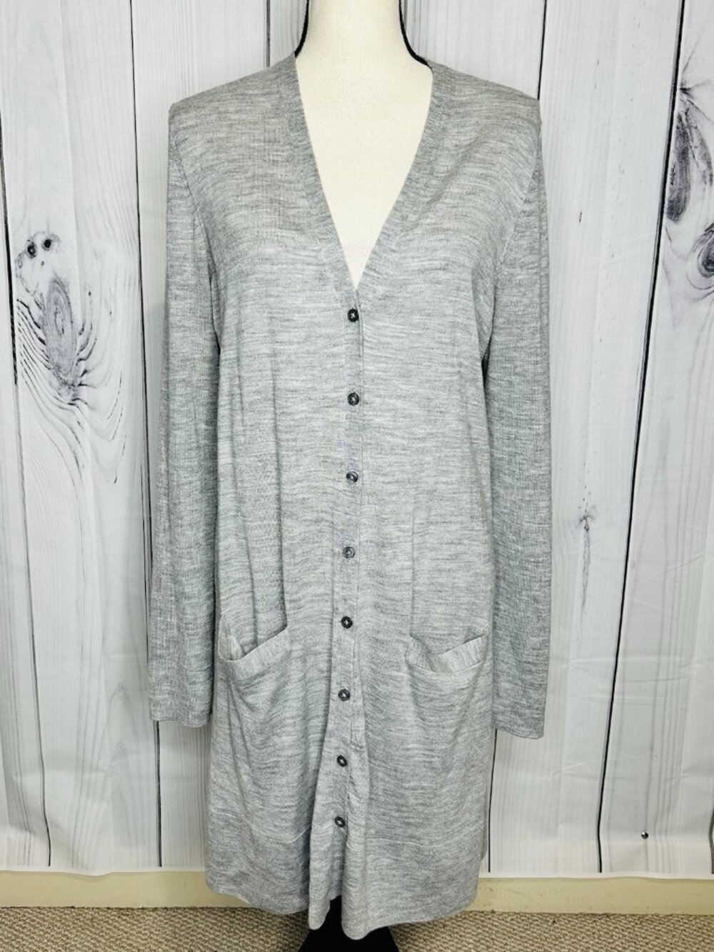 Ann Taylor Loft Gray Long Sleeve Button Up Lightweight Sweater Cardigan Size XL